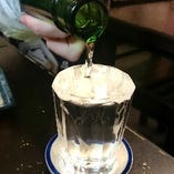 地酒も季節に合わせた隠し酒を各種ご用意。