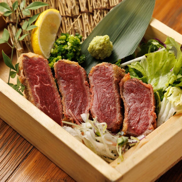 名物厚切り牛タンとレアカツ 個室居酒屋 肉の三ちょう（新横浜/居酒屋