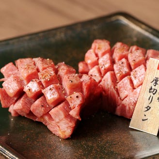 京都駅で熟成肉 黒毛和牛など人気の肉料理を味わえる店15選