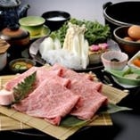 ●ディナーメニュー●
極上鹿児島黒牛 すき焼き￥8,800