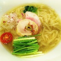 ［ラーメン 塩そば］饗 くろ喜の画像