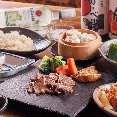 和ダイニング 肉割烹 くらした 