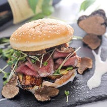 ［名古屋駅 個室 居酒屋］個室＆リゾートガーデン SENSE 名駅店の画像