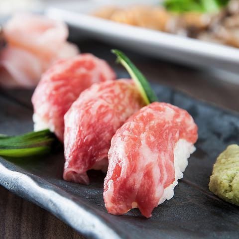 肉ずしと焼鳥 完全個室居酒屋 肉乃 Nikuno 新橋店 新橋 居酒屋 ぐるなび