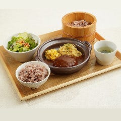 ハンバーグ2910 KITTE博多店