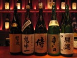 福岡の地酒や全国の地酒・季節限定酒など豊富に取り揃えております。