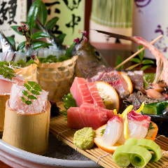当店の魅力の1つでもある刺身はちょい飲みのお供にピッタリ◎