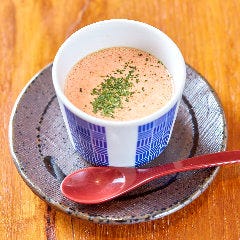 お通しはおでん出汁の茶碗蒸し♪ホッとする瞬間♪
