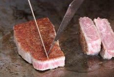 2025年12/24.25【仙台牛×たらば蟹×鮑】鉄板焼・X’MAS限定ディナー～ステラstera～乾杯スパークリング付