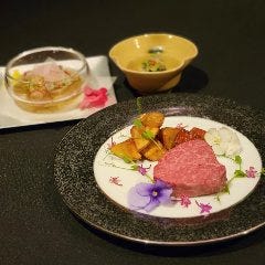 ぐるなび限定　和食ダイニング席 アラカルトでお好きな物を10％OFFにてお選びいただけます。