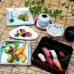 期間限定！！夏休みファミリープラン　お寿司食べ放題付き　お子様会席　