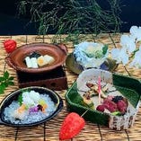 8月限定乾杯酒付き【個室確約！！】名物のすっぽん鍋　旬の食材を織り込んだ贅沢会席】　都