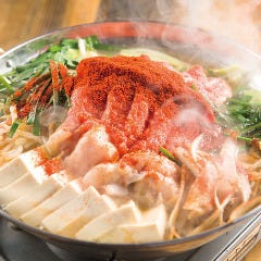心も体もあたたまる博多特製明太もつ鍋は〆まで美味しい逸品!