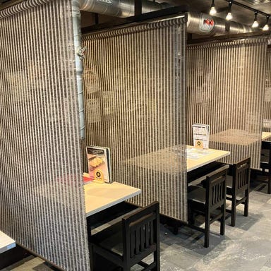 炉端屋 饗 太助_【半個室】2名~4名×5卓 テーブル席