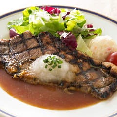 ランチミーティングに◎丸の内店、品川店、田町店はランチ営業も