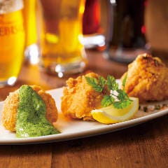 YEBISU BAR キュービックプラザ新横浜店_国産鶏の唐揚げ　３種盛合せ