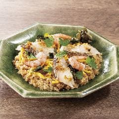 YEBISU BAR キュービックプラザ新横浜店_高知県産 黒潮真鯛と海老の焼き飯ちらし