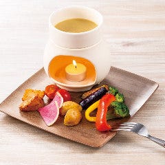YEBISU BAR キュービックプラザ新横浜店_彩り野菜のバーニャカウダ