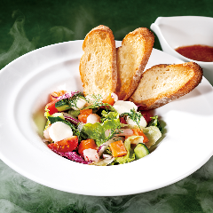 YEBISU BAR キュービックプラザ新横浜店_ふくいサーモンと甘海老のカクテルサラダ