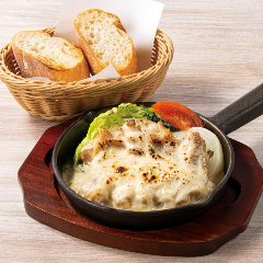 YEBISU BAR キュービックプラザ新横浜店_クリームチキンのオーブン焼き