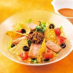 YEBISU BAR キュービックプラザ新横浜店_南国タコスサラダ～エリソース～