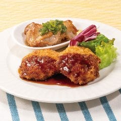 YEBISU BAR キュービックプラザ新横浜店_【平日限定 日替わりランチ】
ソースひれかつ&鶏もも葱塩焼き