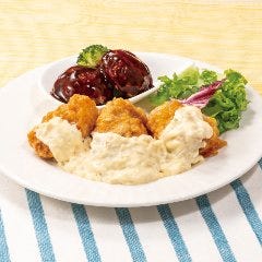 YEBISU BAR キュービックプラザ新横浜店_【平日限定 日替わりランチ】
チキン南蛮&デミグラスミニハンバーグ