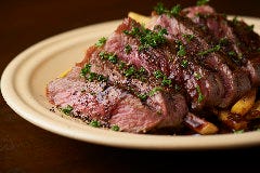 こだわりのお肉“ステーキフリット”ビストロ風
牛ロース肉 赤ワインソース