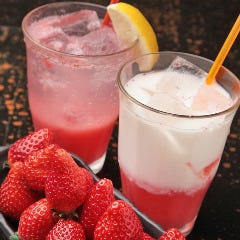 ﾌﾚｯｼｭな苺で作った自家製のいちご酒!果実味が口の中で弾けます!