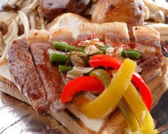 鉄板ダイニング HONANA －ほななっ－ 本店