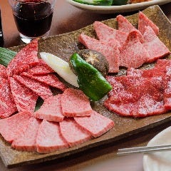 炭火焼肉 うっしっしっ 