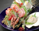 〓 一品料理 〓
旬のお魚とお酒・・美味しい贅沢