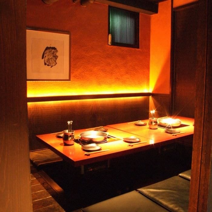 隐れ家个室 烧き鸟もつ卫门西麻布店照片 西麻布 河豚 Gurunavi 日本美食餐厅指南