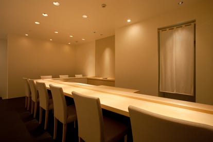 ゆったり個室 江ノ島で食事 ディナー 人気の完全個室 ソファー席など ぐるなび