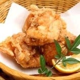 自慢の唐揚げ　（※お持ち帰り限定特価あり！）