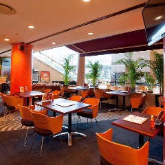 クラフトビールのうまい店 石窯ピッツァ＆パスタ BAR MOMOCAFE
