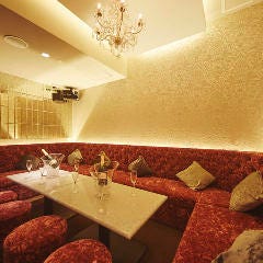 LUXURY BAR＆CAFE・KARAOKE DARTS MILAS SHIBUYA