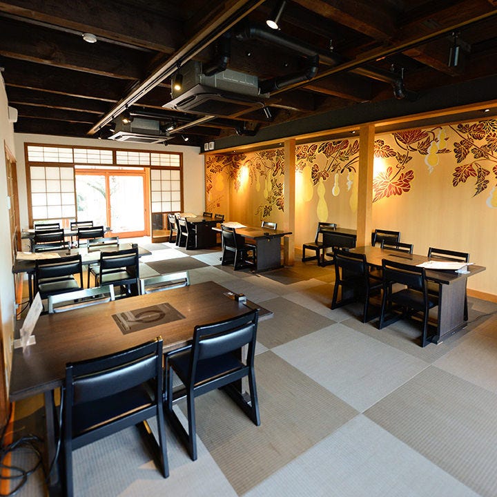 京都つゆしゃぶCHIRIRI 大阪梅田茶屋町店 席・個室:席 - 楽天ぐるなび