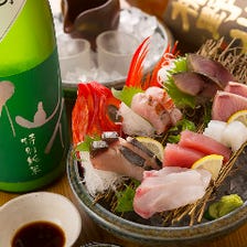 贅沢なご宴会に!!■魔王も!佐藤も!地酒も!全メニュー飲み放題3時間制付き＋こだわり料理10品→￥7200■