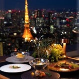 乾杯シャンパンとアニバーサリーデザートプレート付きの特別プランも。窓側確約なので東京の夜景を楽しみながらお料理を堪能できるので記念日にぴったり。
公式HPからご予約いただけます。