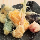 旬野菜の天ぷら盛合せ