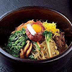 あつあつ石焼が香ばしい！元祖石焼ピビンパ