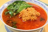 人気の担担麺