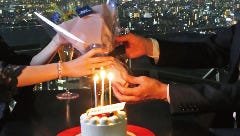 梅田 夜景 ディナー STARDUST_【特典②】＜ケーキ＞＜花束＞よりどちらか1つお選びください。
