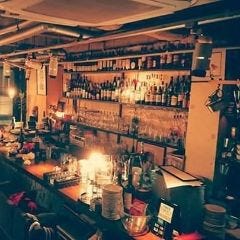 ダイニングカフェバー フラット
