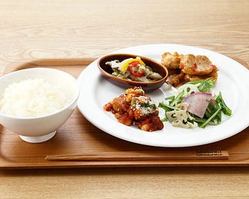 Cafe Meal Muji カフェアンドミールムジ 梅田 大阪駅 カフェ ぐるなび