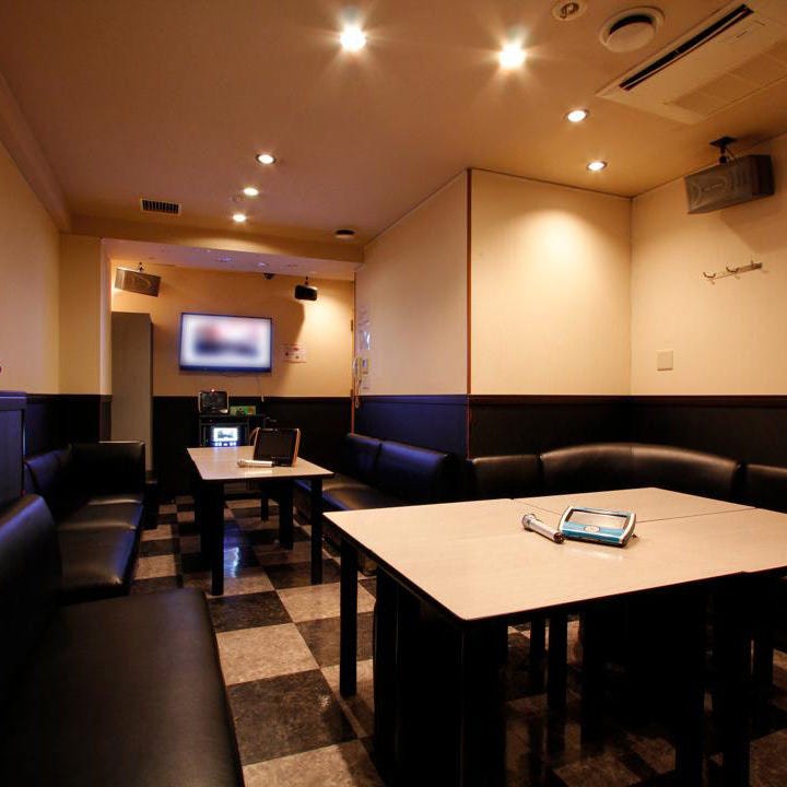 カラオケ ファンタジー 新宿東口店 個室 ぐるなび