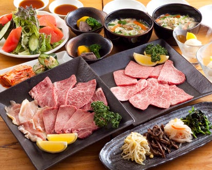 新橋 ランチ 焼肉 日曜営業 おすすめ人気レストラン ぐるなび