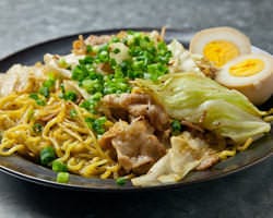 大分からあげと鉄板焼 帯屋町応援団 勝男 写真 ぐるなび
