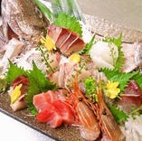 新鮮なお刺身はぜひとも食べてほしい一品！厳選された鮮魚は格別